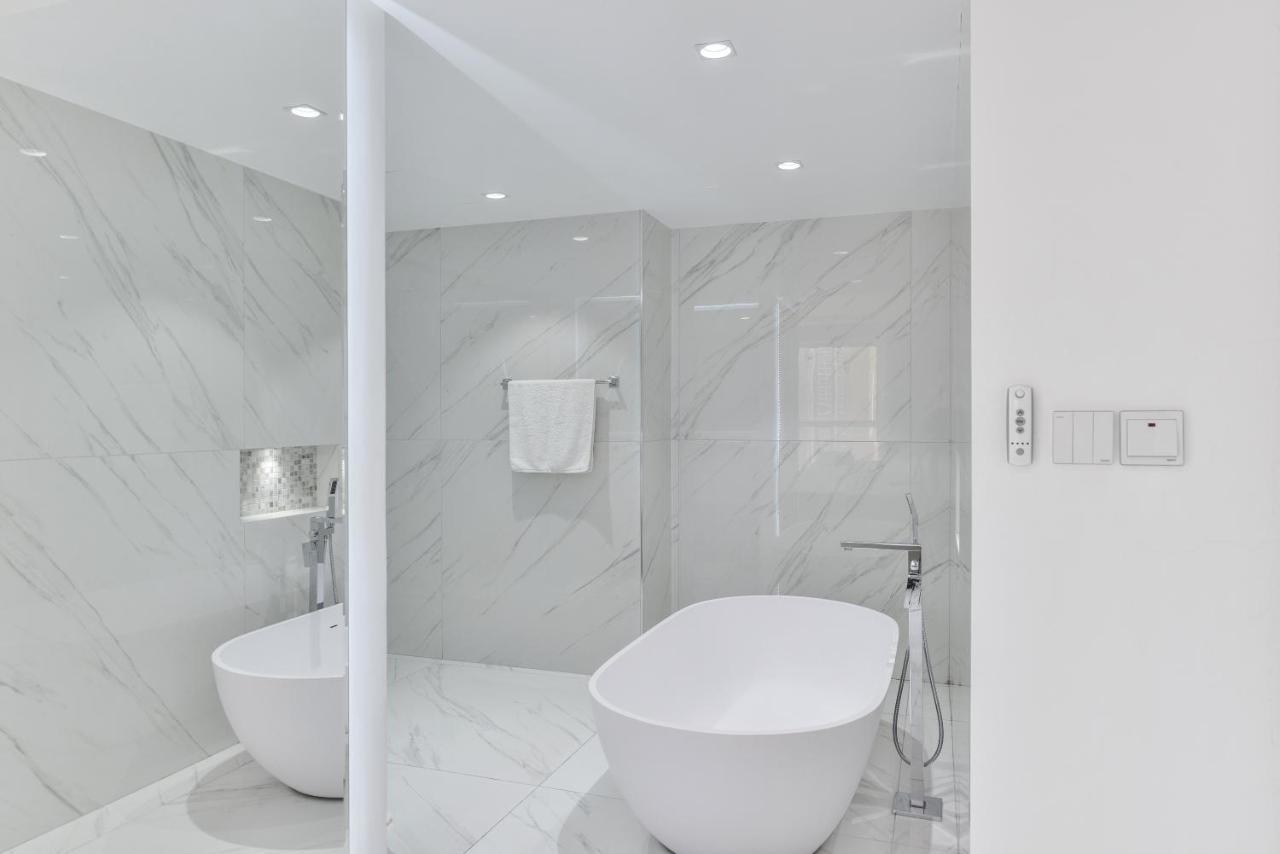Waterfront Luxury 3Br With Maids Room In Jbr, Dubai Buitenkant foto